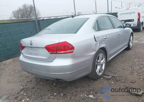 2012 Volkswagen Passat from USA, damaged, VIN 1VWCM7836CC011667